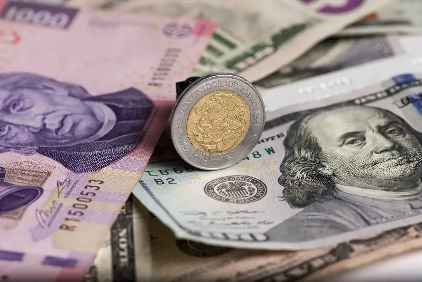 Mexican Peso Hits Its Weakest Since December 2025, Down Over 1% Against the US Dollar